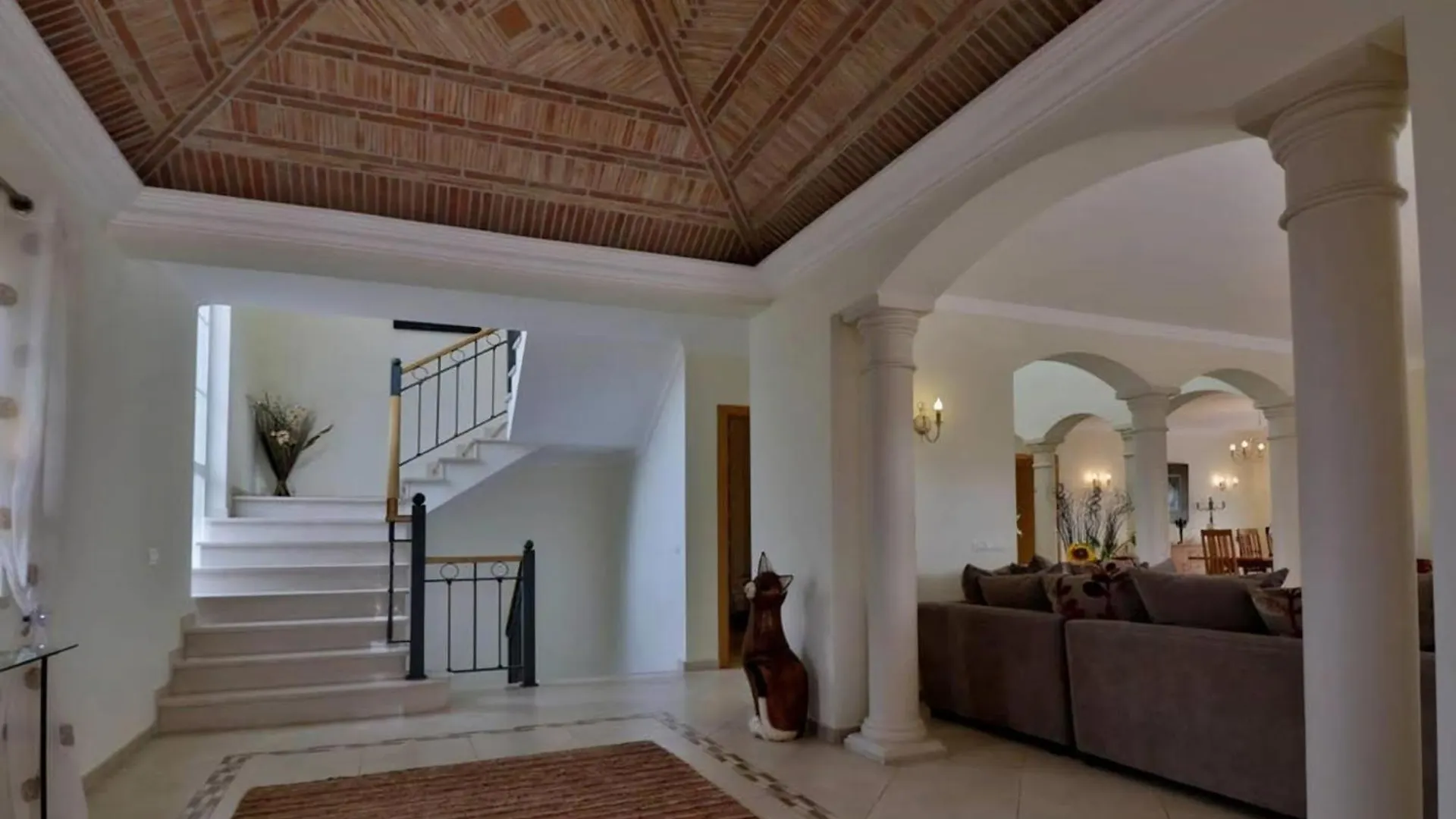 Villa Varandas Do Lago 5 Bedroom Villa Private Pool Table Tennis A Few Minutes Drive Between Vale Do Lobo And Quinta Do Lago