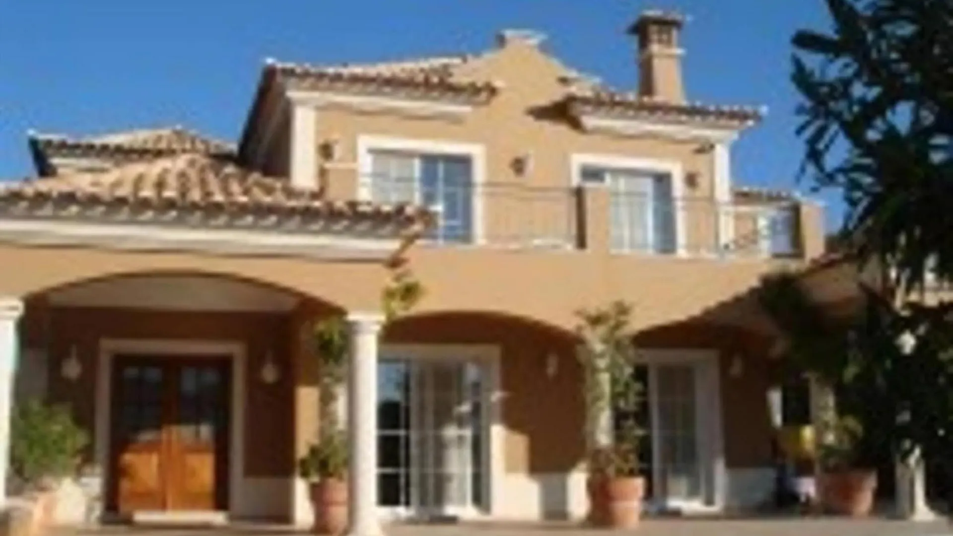 Villa Varandas Do Lago 5 Bedroom Villa Private Pool Table Tennis A Few Minutes Drive Between Vale Do Lobo And Quinta Do Lago